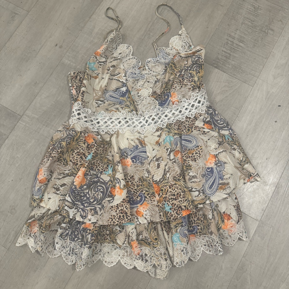 Super cute river island, romper size 18